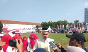 Camat Kelapa Dua Pimpin Langsung Upacara Pengibaran Bendera di Perayaan HUT RI ke – 80