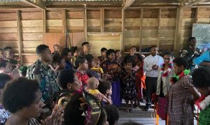 Bersama Masyarakat Meningkatkan Iman di Kampung Tomka