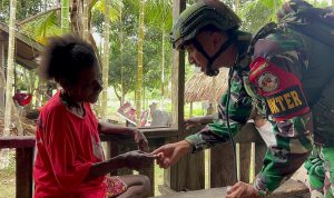 Sehat Penuh Senyuman, Wujud Perhatian TNI di Kampung Walay