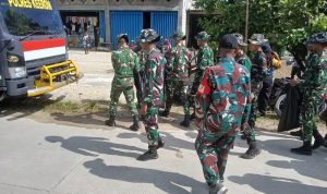 Bakti Teritorial Prima Sambut HUT TNI ke-80, Koramil Arso Bersama Komponen Masyarakat Keerom Bersinergi Siapkan Venue Porkab