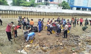 Kodim 1701/Jayapura Gelar Karya Bakti Pembersihan Sungai Anafre