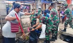 Ratusan Aparat di Merauke Turun Tangan Bersihkan Pasar Wamanggu