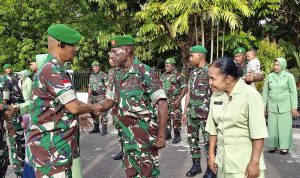 Kasdim 1701/Jayapura: Kukuhkan Kenaikan Pangkat Prajurit Periode 1 Oktober 2025, Pangkat Adalah Kebanggaan dan Tanggung Jawab