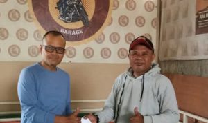 H. Sopian Berikan Bantuan Korban Terdampak Angin Puting Beliung di kampung Gempol Sari