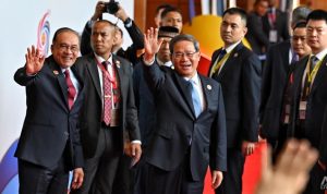 PM China Li Qiang kecam tarif tinggi Trump saat KTT ASEAN, desak penguatan komitmen perdagangan bebas