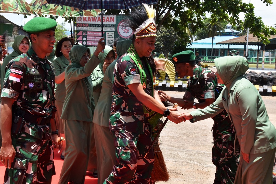 Fec8035d 9896 4551 a2a5 ffce6f31b550