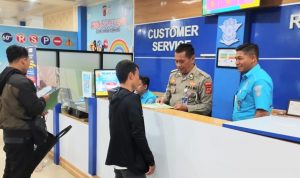 Dengan pelayanan humanis, Personel Satpas Polres Bogor, Berikan Edukasi ke Pemohon SIM