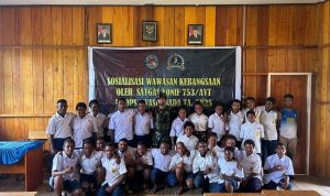 Satgas Pamtas RI-PNG Statis Yonif 753/AVT Gelar Sosialisasi Wawasan Kebangsaan di SMP Tinibil