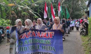 Semarak Pawai Ta’aruf TPQ Almubarok Desa Banjurpasar Kecamatan Buluspesantren