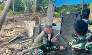 Satgas Pamtas RI-PNG Statis Yonif 753/AVT Hadirkan Air dan MCK di Kampung Batom