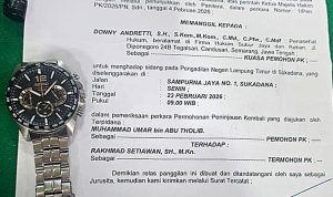 Ketidaktepatan waktu Relaas dengan Persidangan Nomor 1/PEN.PK/2026/PN.SDN. KETUM FERADI WPI MENUNGGU 3 JAM