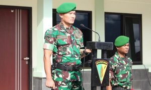 Danyonif TP 810/BEM Pimpin Upacara Korps Raport Pindah Satuan 11 Prajurit Terbaik