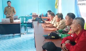 Babinsa Bupul Hadiri Muskam, Tegaskan Pentingnya Transparansi Dalam Membangun Kampung
