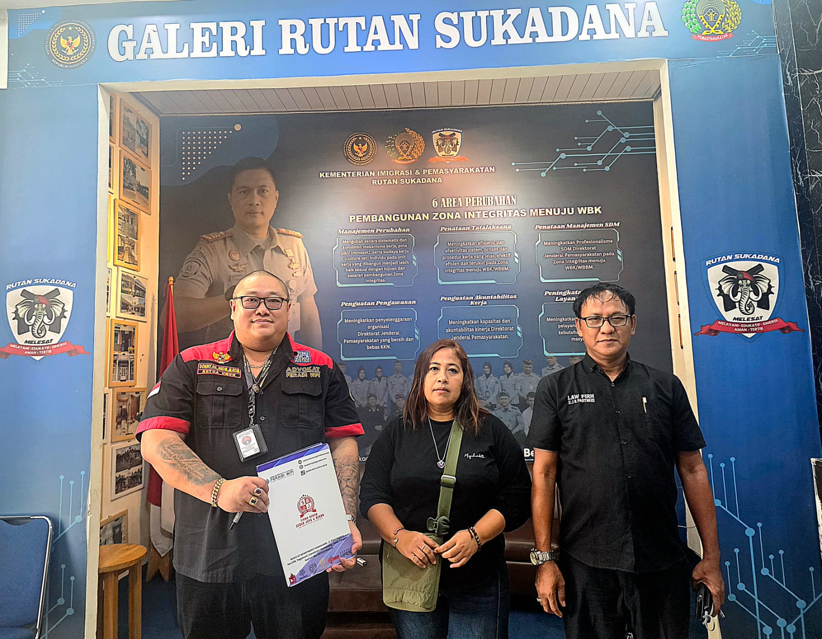 Motion photo 3158937788301786422