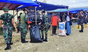 Gerakan Indonesia Asri, Dandim 1701/Jayapura Turun Bersihkan Pasar Youtefa