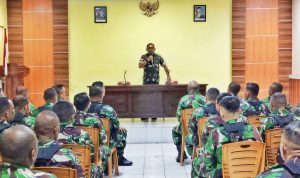 Dandim Jayapura Beri Arahan Prajurit: Jaga Kehormatan dan Nama Baik Satuan