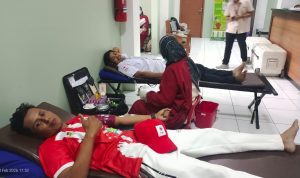 Semangat Kemanusiaan, Pemdes Kosambi Dalam Bersama PMI Gelar Donor Darah