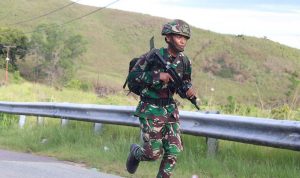 Tingkatkan Fisik Prima di Bulan Suci Ramadhan, Yonif TP 810/BEM Laksanakan Latihan Lintas Medan