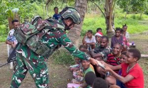 Seragam Baru, Semangat Baru: TNI Dukung Pendidikan Anak Papua