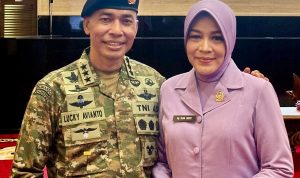 Keluarga Letjen TNI Lucky Avianto Mengaku Ikhlas Mewakafkan Letjen TNI Lucky Avianto Kembali Blusukan Kedalam Hutan Papua