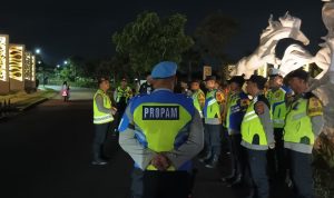 Polresta Tangerang Gelar Apel Malam Pleton Siaga di Bunderan 5 Citra Raya, Pastikan Keamanan Masyarakat