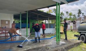 Yonif TP 860/NSK Salurkan Air Bersih ke Masjid Al-Falaq, Warga Baino Jaya Apresiasi Kepedulian TNI