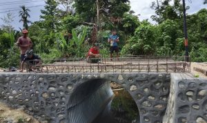 Perkuat Akses Warga  Satgas Jembatan Garuda Anak Kali Mur Terus Kejar Target Penyelesaian