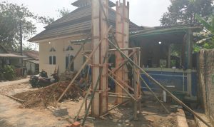 Misterius! Diduga Langgar KIP, Proyek SAB di Bojong Loa Kec. Cisoka Tuai Protes Warga
