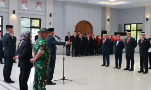 Bupati Tangerang Moch. Maesyal Rasyid resmi lantik 6 Pejabat Eselon II