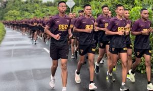 Jaga Kesiapan Operasional di Wilayah Penugasan, Prajurit Yonif TP 860/NSK Tempuh Lari Pagi Demi Fisik Prima