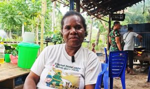 Warga Kampung Wanam Sambut Hangat Satgas TMMD ke-129 Kodim 1707/Merauke