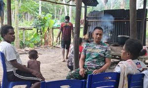 Di Balik Pembangunan TMMD, Terjalin Keakraban TNI dan Warga Kampung Wanam