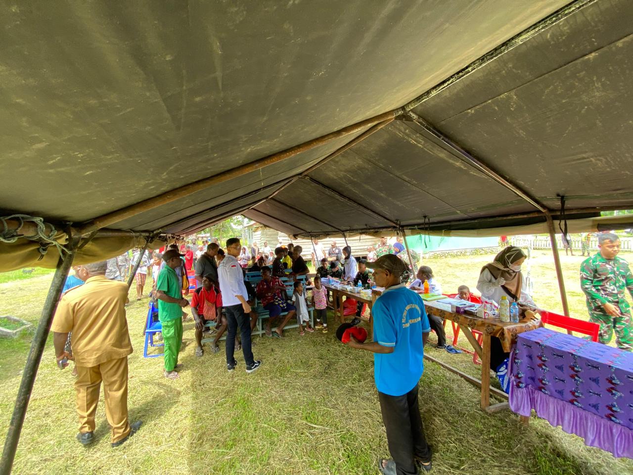 Yonif TP 809/NTM Gelar Pengecekan Kesehatan bagi Warga Kampung Sewan