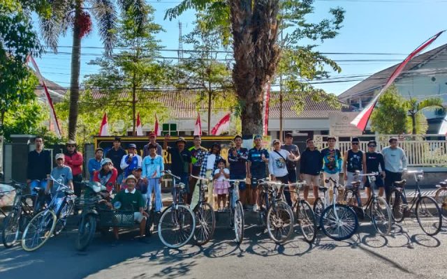Mengenang Jasa Pahlawan, PASKOB Gelar Ngontel Bareng di Bondowoso