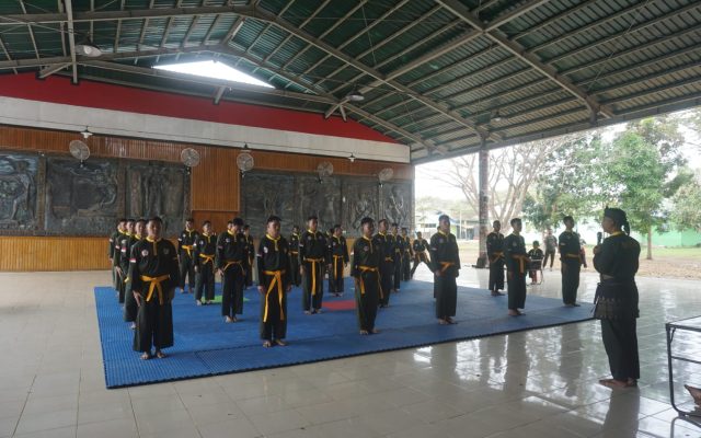 Semarak HUT Ke-1 Kodam XXIV/MT, Prajurit Unjuk Kemampuan dalam Lomba Pencak Silat Militer