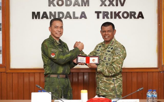 Pangdam XXIV/MT Sambut Kunjungan Kerja Pangkogabwilhan III di Makodam