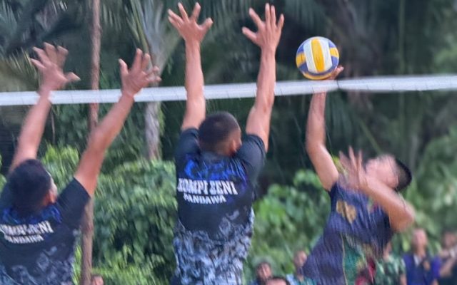 Semarak HUT Yonif TP 860/NSK, Prajurit Adu Sportivitas Lewat Lomba Bola Voli