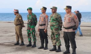 Jelang HUT RI ke-81, TNI-Polri Gelar Patroli Gabungan di Waropen, Pastikan Kamtibmas Tetap Kondusif