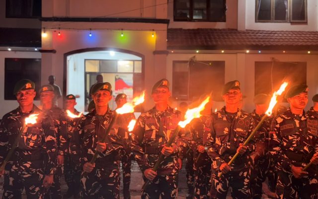 Malam Taptu dan Pawai Obor di Waropen, Nyala Perjuangan Sambut HUT ke-81 RI