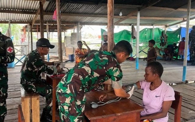 Bakti Kesehatan Yonif TP 820/DAAI, Wujud Nyata Kepedulian TNI Untuk Rakyat
