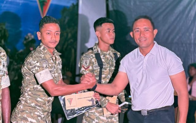 Panggung Prajurit Meriahkan HUT ke-1 Yonif TP 860/NSK, TNI dan Masyarakat Waropen Larut dalam Kebersamaan
