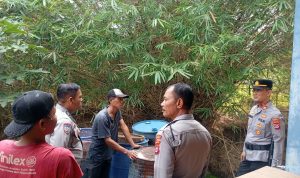 Kapolsek Tigaraksa AKP Iwan Wahyudi, S.H. Tinjau Lokasi Rencana  Pembangunan Jembatan Merah Putih Presisi