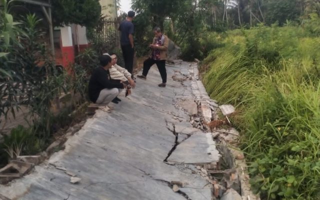 Tembok Pembatas SDN Gaga 3 Sepanjang 60 Meter Roboh Dini Hari