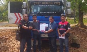 Benni Rusli Dampingi Klien, Hingga Mobil Derek Yang Empat Bulan Menjadi Barang Bukti Di Kejari Subang dikembalikan