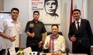 Sekjen LBH Feradi dan Aktivis GPPMI Silaturahmi dengan Anggota DPRD DKI Jakarta Kevin Wu dalam Young Parliamentary Program