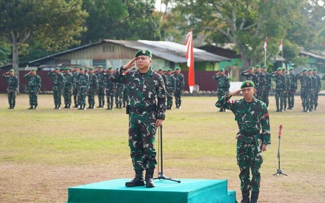 Semangat Pengabdian Untuk Negeri, Prajurit Korem 174/ATW dan Kodim 1707/Merauke Rutin Gelar Upacara Bendera Mingguan