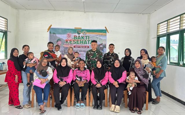 Yonif TP 809/NTM Gelar Posyandu bagi Keluarga Prajurit dalam Rangka HUT TNI ke-81