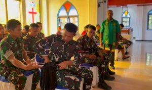 LONCENG, Prajurit Yonif TP 860/NSK Ibadah Bersama Jemaat GKI Betania Waren
