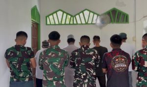 Perkuat Kedekatan dengan Warga, Yonif TP 860/NSK Gelar SAJADAH di Waropen